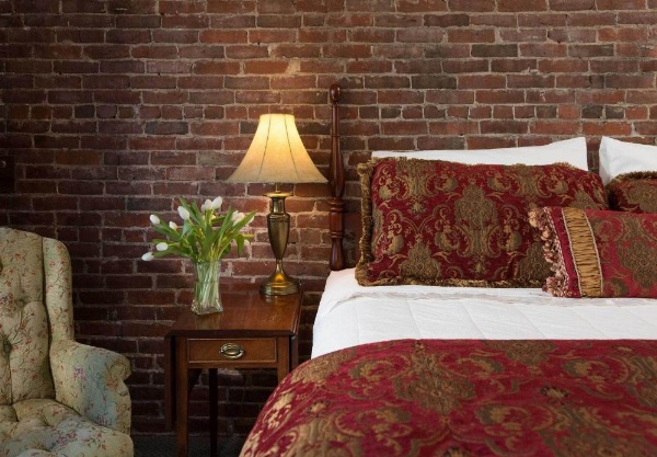 Lord Camden Inn image 12