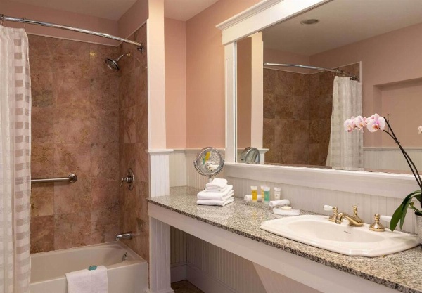 Lord Camden Inn image 29